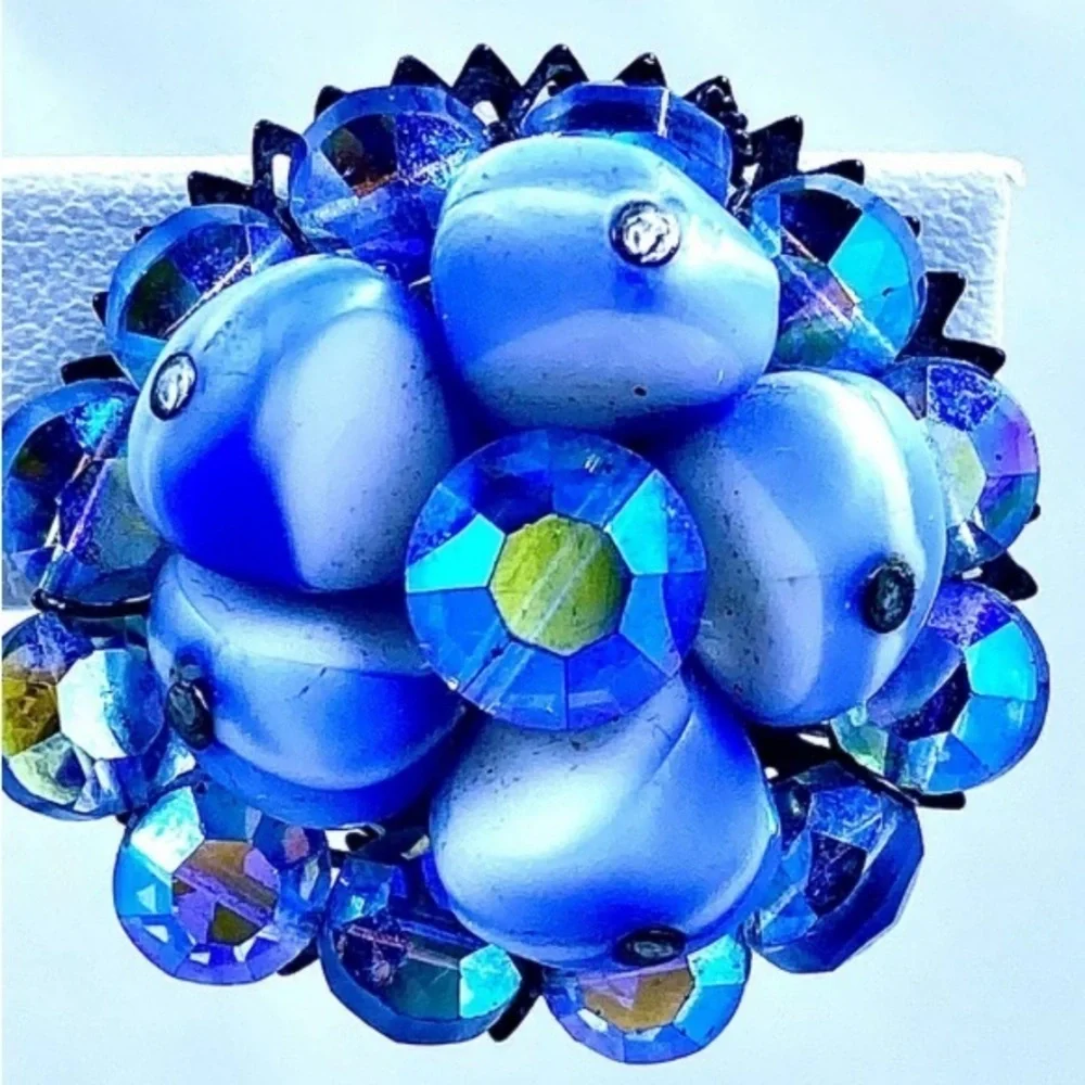 Vintage ALICE CAVINESS Blue Clip Earrings